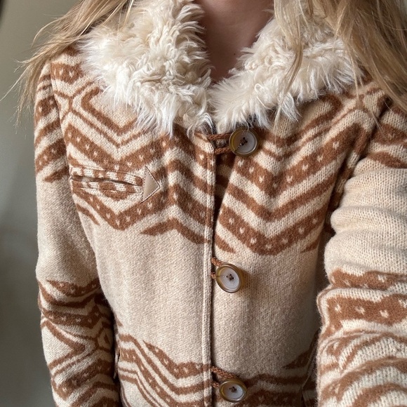 Montanaco Boho Jacket - Picture 3 of 11